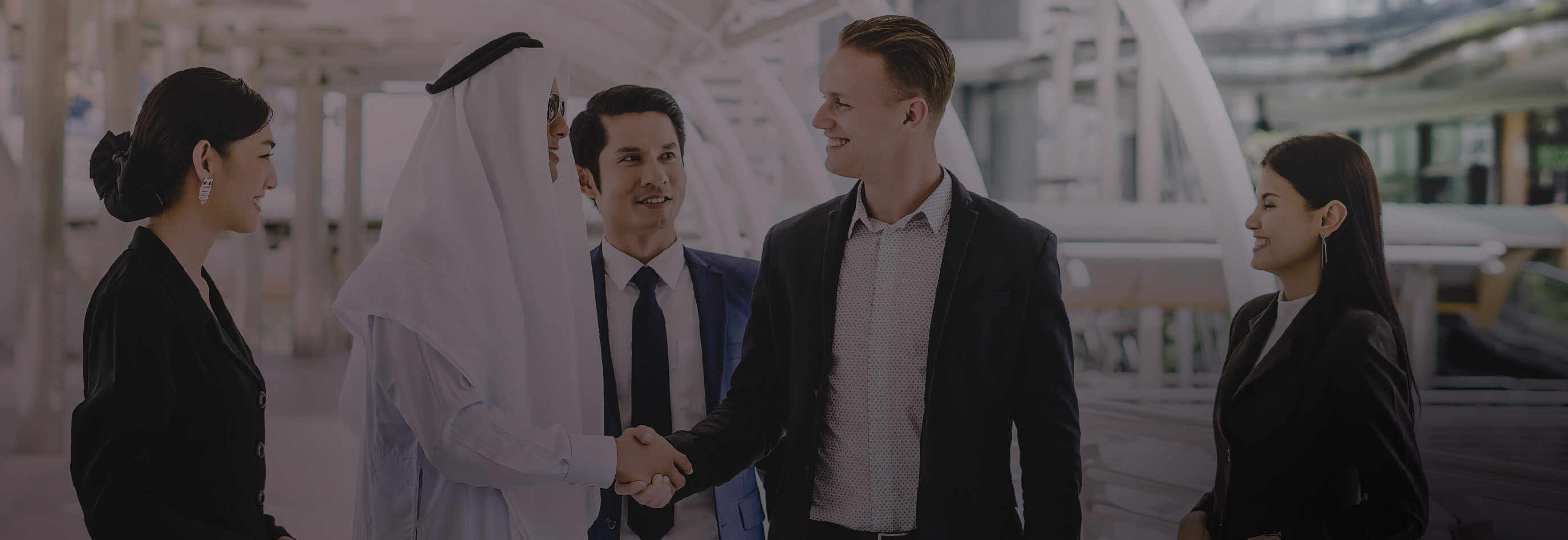 Global Investors Dubai Real Estate in 2025